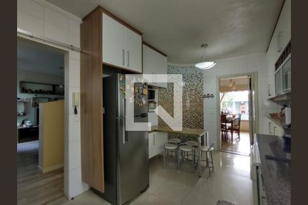 Casa à venda com 850m², 6 quartos e 5 vagas