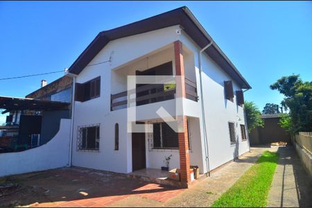 Casa à venda com 144m², 6 quartos e 7 vagasPátio