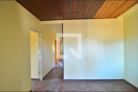 Sala 2 de casa à venda com 6 quartos, 144m² em Bairro Fátima, Canoas