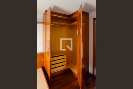 Apartamento à venda com 100m², 3 quartos e 2 vagasSuite 1