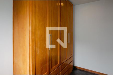 Apartamento à venda com 100m², 3 quartos e 2 vagasQuarto