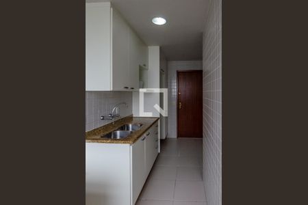 Apartamento à venda com 100m², 3 quartos e 2 vagasCozinha