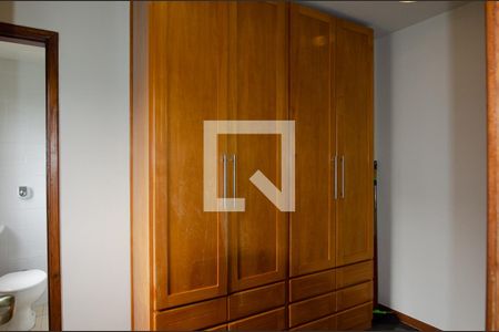 Apartamento à venda com 100m², 3 quartos e 2 vagasQuarto