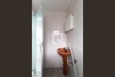 Casa para alugar com 150m², 2 quartos e 1 vaga Casa para alugar com 150m², 2 quartos e 1 vagaBanheiro 2