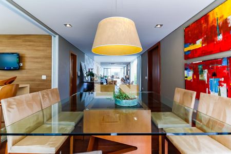 Casa à venda com 504m², 3 quartos e 6 vagasSala de Jantar