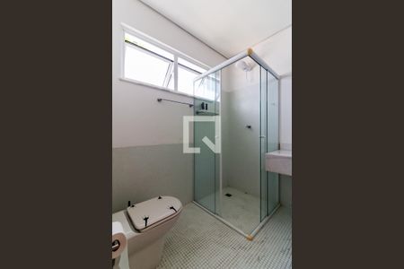 Casa à venda com 504m², 3 quartos e 6 vagasBanheiro da Edícula - Piso Superior