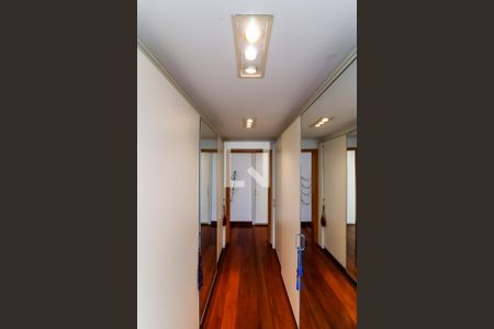 Casa à venda com 504m², 3 quartos e 6 vagasCloset 1 da Suíte Master