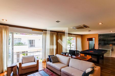 Casa à venda com 504m², 3 quartos e 6 vagasEdícula - Piso Superior