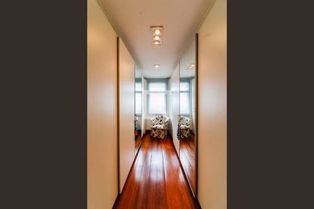 Casa à venda com 504m², 3 quartos e 6 vagasCloset 1 da Suíte Master