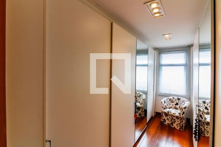 Casa à venda com 504m², 3 quartos e 6 vagasCloset 1 da Suíte Master