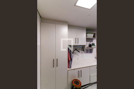 Casa à venda com 504m², 3 quartos e 6 vagasLavanderia