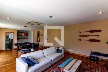 Casa à venda com 504m², 3 quartos e 6 vagasEdícula - Piso Superior