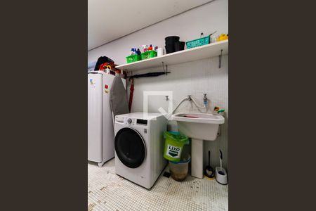 Casa à venda com 504m², 3 quartos e 6 vagasLavanderia