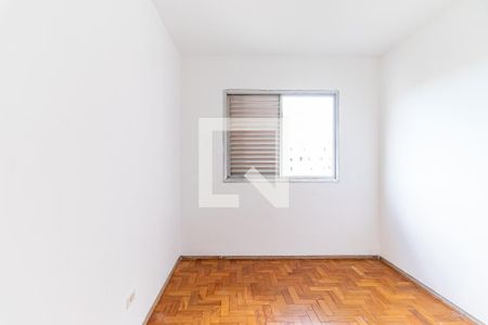 Quarto 1 de apartamento para alugar com 3 quartos, 75m² em Jardim Umuarama, São Paulo