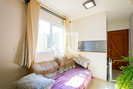 Sala de apartamento para alugar com 1 quarto, 72m² em Vila Scarpelli, Santo André