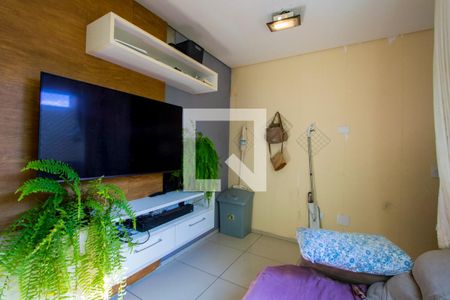 Sala de apartamento para alugar com 1 quarto, 72m² em Vila Scarpelli, Santo André