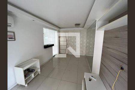 Sala de apartamento à venda com 2 quartos, 54m² em Piedade, Rio de Janeiro