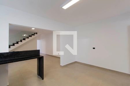 Casa para alugar com 298m², 3 quartos e 8 vagas Casa para alugar com 298m², 3 quartos e 8 vagasCozinha