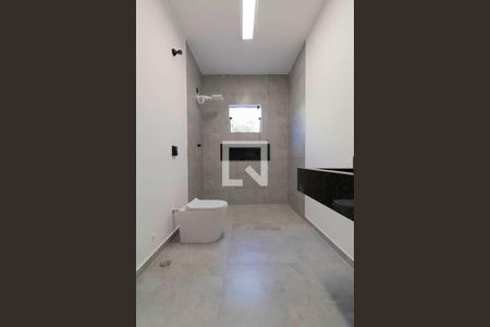 Casa para alugar com 298m², 3 quartos e 8 vagas Casa para alugar com 298m², 3 quartos e 8 vagasBanheiro