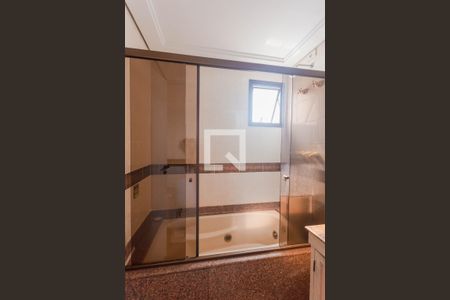 Apartamento à venda com 114m², 3 quartos e 2 vagasBanheiro