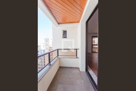 Apartamento à venda com 114m², 3 quartos e 2 vagasvaranda