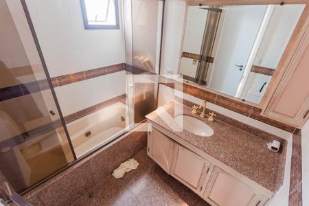 Apartamento à venda com 114m², 3 quartos e 2 vagasBanheiro