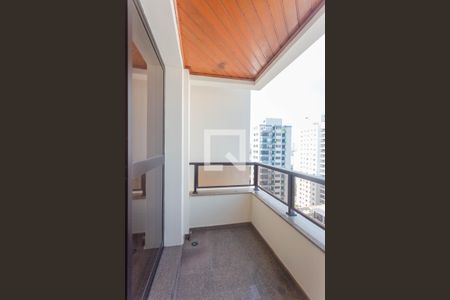 Apartamento à venda com 114m², 3 quartos e 2 vagasvaranda