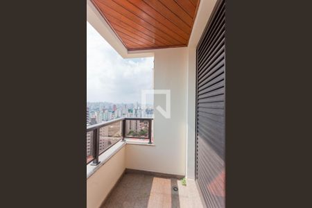 Apartamento à venda com 114m², 3 quartos e 2 vagasvaranda