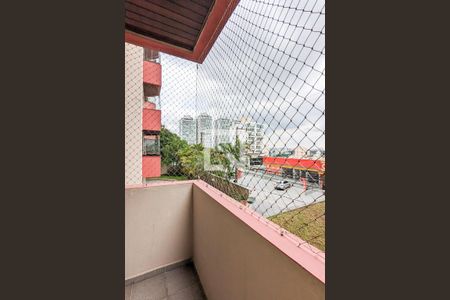 Apartamento à venda com 103m², 2 quartos e 2 vagasVaranda da suíte