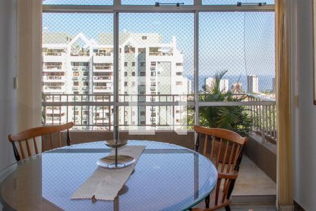 Sala de apartamento para alugar com 2 quartos, 150m² em Barra da Tijuca, Rio de Janeiro
