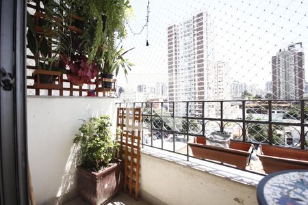 Varanda de apartamento à venda com 2 quartos, 56m² em Vila Mariana, São Paulo