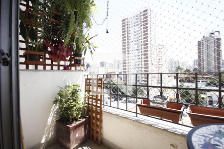 Apartamento à venda com 56m², 2 quartos e 1 vagaVaranda