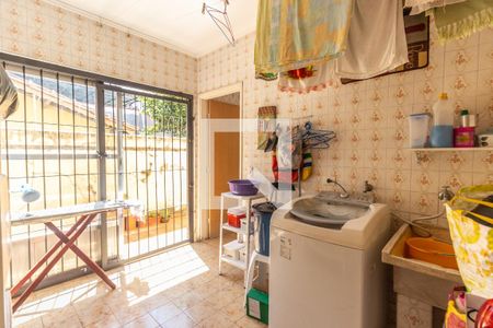 Casa à venda com 185m², 3 quartos e 2 vagas Casa à venda com 185m², 3 quartos e 2 vagasÁrea de serviço