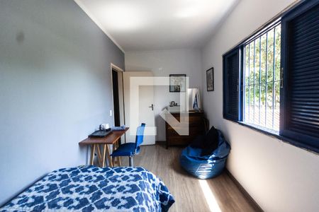 Casa à venda com 185m², 3 quartos e 2 vagas Casa à venda com 185m², 3 quartos e 2 vagasQuarto 3