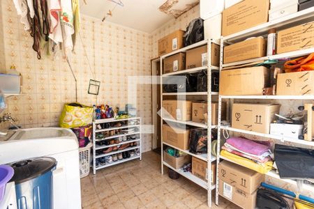 Casa à venda com 185m², 3 quartos e 2 vagas Casa à venda com 185m², 3 quartos e 2 vagasÁrea de serviço