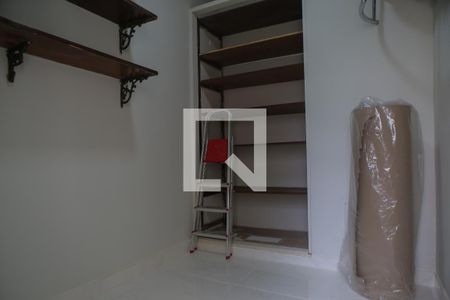 Apartamento para alugar com 146m², 3 quartos e 1 vagaQuarto de serviço