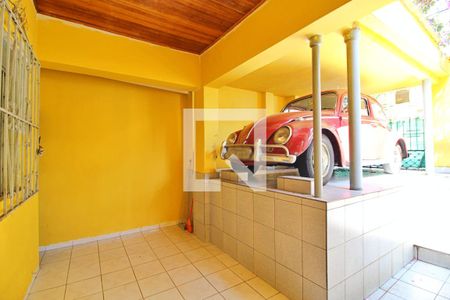 Casa à venda com 220m², 4 quartos e 1 vagaEntrada