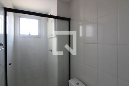 Banheiro de apartamento para alugar com 2 quartos, 47m² em Jardim Adutora, São Paulo
