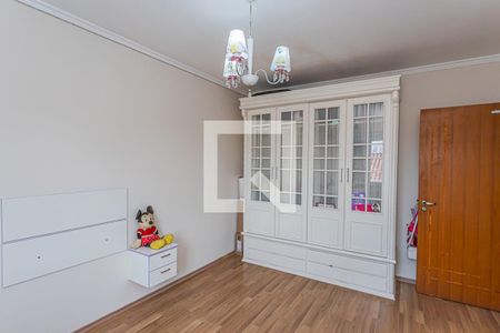 Casa à venda com 214m², 4 quartos e 3 vagas Casa à venda com 214m², 4 quartos e 3 vagasQuarto 3