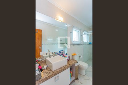 Casa à venda com 214m², 4 quartos e 3 vagas Casa à venda com 214m², 4 quartos e 3 vagasBanheiro suite