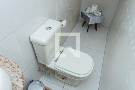 Lavabo de casa à venda com 4 quartos, 214m² em Vila Fiat Lux, São Paulo