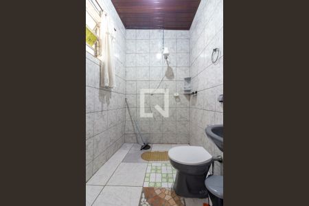 Banheiro de casa para alugar com 1 quarto, 60m² em Itaquera, São Paulo