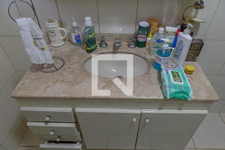 Apartamento à venda com 211m², 4 quartos e 2 vagasBanheiro