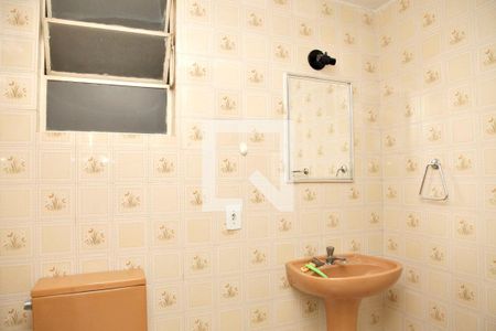 Banheiro de apartamento à venda com 1 quarto, 40m² em Boa Vista, Porto Alegre