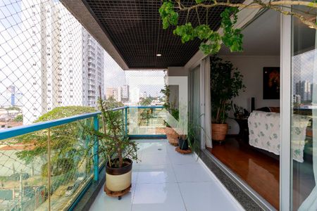 Apartamento para alugar com 170m², 4 quartos e 2 vagas Apartamento para alugar com 170m², 4 quartos e 2 vagasSala - Varanda