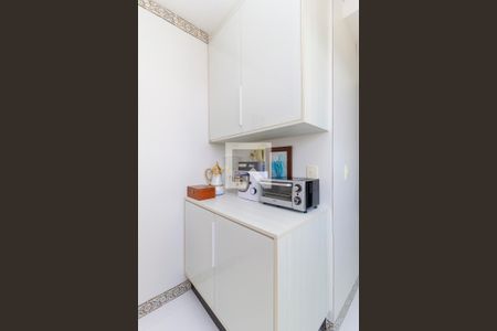 Apartamento para alugar com 170m², 4 quartos e 2 vagas Apartamento para alugar com 170m², 4 quartos e 2 vagasCopa