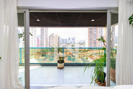 Apartamento para alugar com 170m², 4 quartos e 2 vagas Apartamento para alugar com 170m², 4 quartos e 2 vagasSala - Varanda