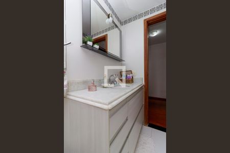 Apartamento para alugar com 170m², 4 quartos e 2 vagas Apartamento para alugar com 170m², 4 quartos e 2 vagasBanheiro 2