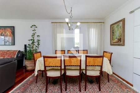 Apartamento para alugar com 170m², 4 quartos e 2 vagas Apartamento para alugar com 170m², 4 quartos e 2 vagasSala