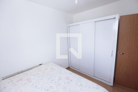 Quarto 1 de apartamento para alugar com 2 quartos, 45m² em Chácara Cotia, Contagem